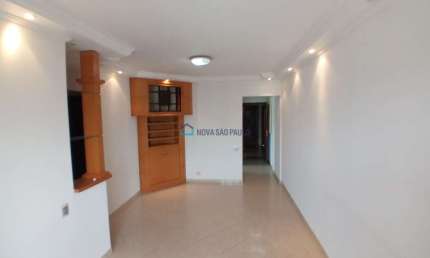 Apartamento, próximo ao metrô Saúde, com 2 vagas, pronto para morar!