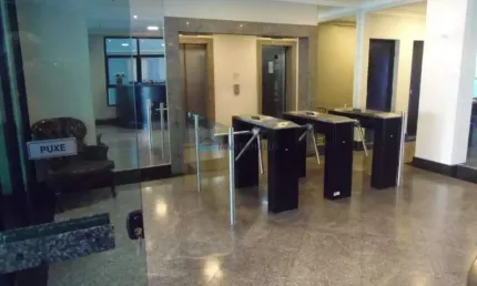 Sala comercial com 3 salas para alugar na Alameda Vicente Pinzon, --, Vila Olímpia, São Paulo