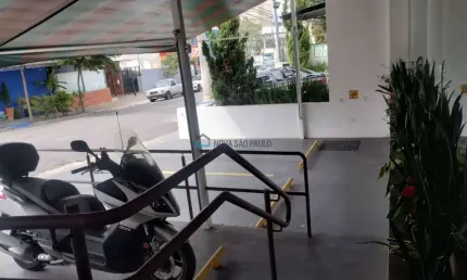 Barracão / Galpão / Depósito para alugar na Rua República do Iraque, --, Campo Belo, São Paulo