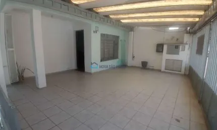 Casa comercial com 2 salas para alugar na Rua Itapiru, --, Saúde, São Paulo