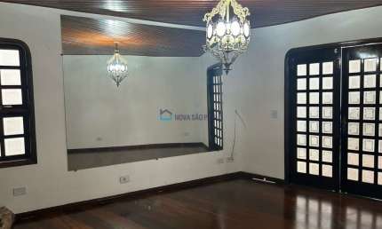 Casa com 3 quartos para alugar na Rua São Borja, --, Cidade Vargas, São Paulo