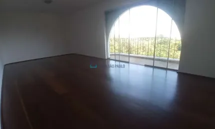Amplo Apartamento de 240m² para Locação em Santo Amaro ? Conforto e Exclusividade!