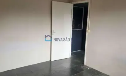 Casa com 2 quartos para alugar na Rua Dom Sebastião do Rego, --, Vila Gumercindo, São Paulo