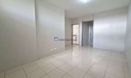 Apartamento com 1 quarto para alugar na Rua Salvador de Edra, --, Saúde, São Paulo