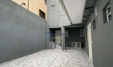 Kitnet com 1 dormitório e 1 banheiro, na vila monumento
