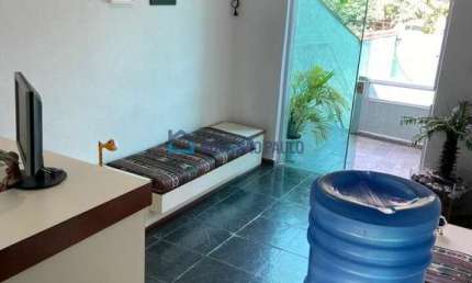 Conjunto comercial no Jabaquara, corredor comercial