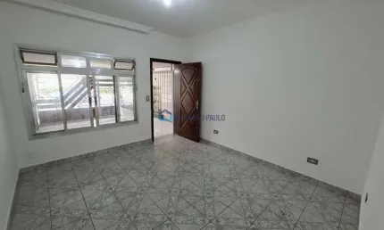 Sobrado residencial com 3 quartos e 01 vaga na Vila Santa Catarina
