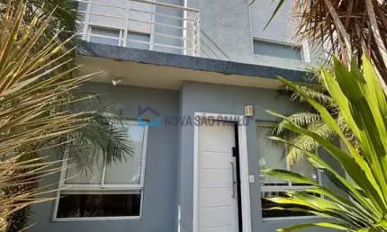 Casa em condomínio fechado com 2 quartos para alugar na Rua Pais de Andrade, --, Aclimação, São Paulo
