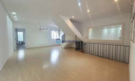 Casa com 3 quartos para alugar na Avenida Odila, --, Planalto Paulista, São Paulo