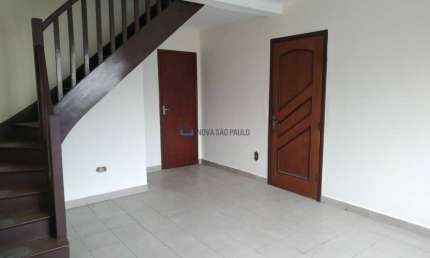 Casa com 4 quartos para alugar na Rua José Alves Passos, --, Vila Mariana, São Paulo