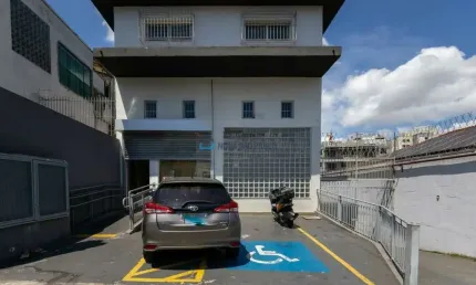 Loja comercial para locação! A 290 metros a pé do metrô Jabaquara!