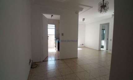Apartamento 2 dormitórios próximo do metrô Vila Mariana (5 minutos a pé)