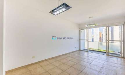 Apartamento em Vila Nova Conceição , 122m2, 3 quartos