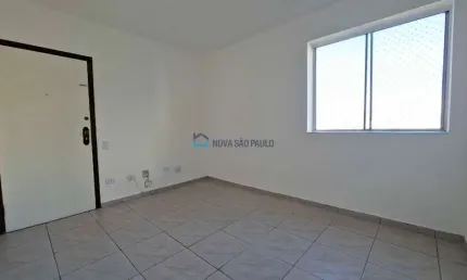 Apartamento para locação na vila das mercês - 2 quartos e 01 vaga!