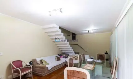 Casa para locação na Indianópolis- Com 03 quartos e 02 vagas