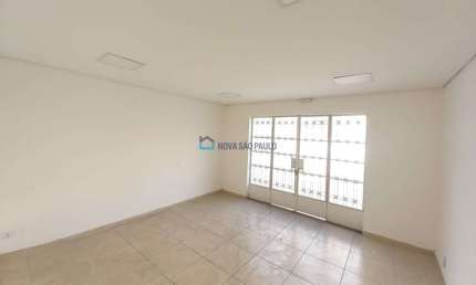Casa com 7 quartos para alugar na Rua dos Patriotas, --, Ipiranga, São Paulo