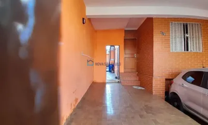Casa térrea na saúde com 01 quartos e 01 vaga de garagem