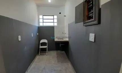 Casa com 1 quarto para alugar na Avenida Muzambinho, --, Vila Fachini, São Paulo