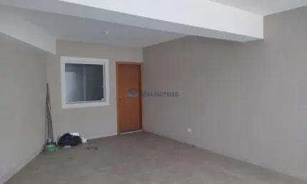 Casa com 2 quartos para alugar na Rua Professor Nelson de Senna, --, Cidade Domitila, São Paulo