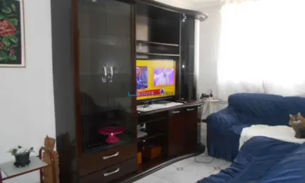 Apartamento com 3 quartos para alugar na Avenida Cupecê, --, Jardim Prudência, São Paulo