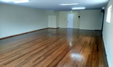 Conjunto comercial de 105m² próximo ao metrô jabaquara.