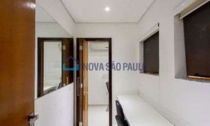 Sala comercial com 1 sala para alugar na Rua Andréa Paulinetti, --, Jardim das Acacias, São Paulo