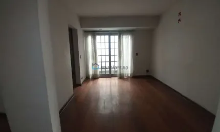 Casa comercial com 4 salas para alugar na Rua São Wenceslau, --, Vila Guarani, São Paulo