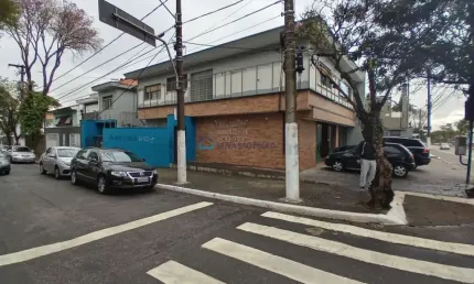 Ótima localização av Indianópolis esquina c/ av. Afonso Mariano Fagundes