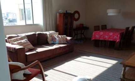 Apartamento com 3 quartos 1 suite i vaga a 750 metros do Parque da Aclimação