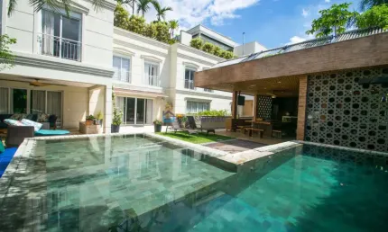 Casa cinematográfica em Condomínio Fechado a venda | Brooklin |Piscina | Jacuzzi | 7 Vagas