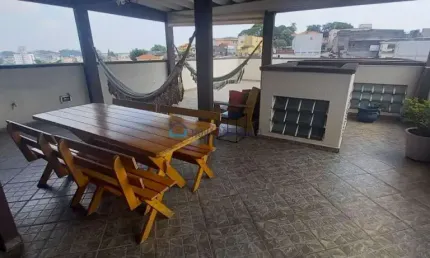 Casa com 3 quartos 1 suite 8 vagas com 480 metros de área construida
