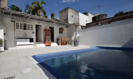 Casa térrea com Piscina, quintal lateral e nos fundos, Edícula Enorme Jardim da Saúde