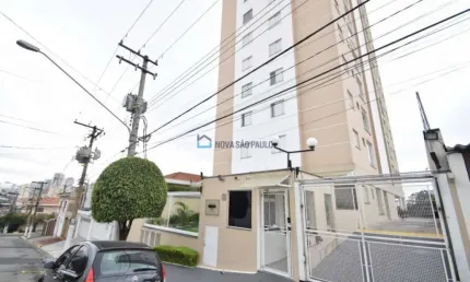 Apartamento seminovo impecável Varanda Envidraçada, planejado 1.300m do metrô Sacomã