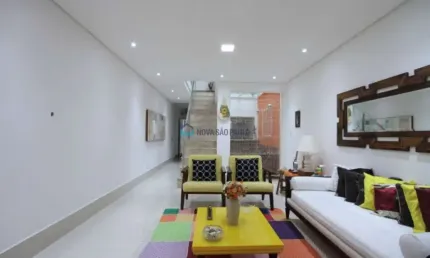 Sobrado Novo de 108,5 m² de área útil - 3 dormitórios e 2 vagas - Jardim da Saúde