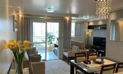 Apartamento com sala ampliada. Andar alto. Todo reformado. Lazer completo.