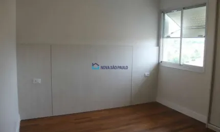 Apartamento com 3 quartos à venda na Avenida Senador Casimiro da Rocha, --, Mirandópolis, São Paulo