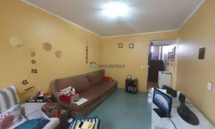 Casa com 3 quartos à venda na Rua Guapiaçu, --, Mirandópolis, São Paulo
