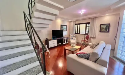Casa Grande 145m² Vila Santa Catarina- 4 dormitórios sendo 1 no térreo com banheiro