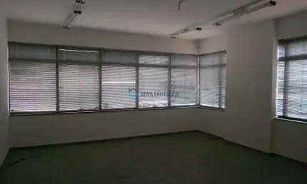 Metrô saúde - sala comercial 32m² - uma vaga de garagem