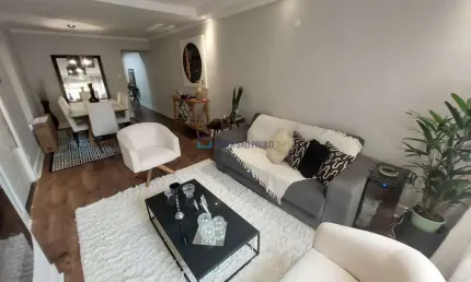 Sobrado residencial com 4 Dorms, 1 suíte e 2 vagas.