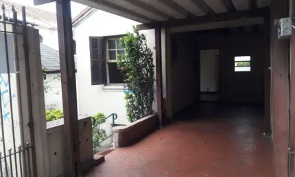 Terreno com 13,30 de frente e 25 de profundidade na Saúde