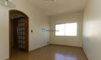 Apartamento com 2 dormitórios, suite, Saude, proximo ao metro.