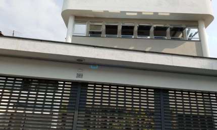 Prédio Comercial próximo a Estação de Metrô Praça da Árvore