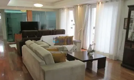 Apartamento reformado na Aclimação com 230m², pronto para morar, 4 dormitorios