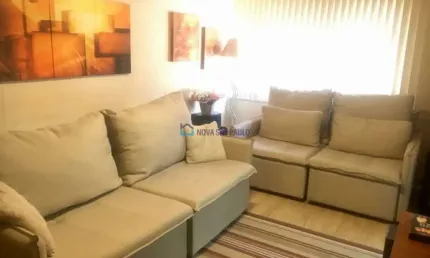 Apartamento Aclimação. Entre as Estações Vergueiro e Paraíso do Metrô.