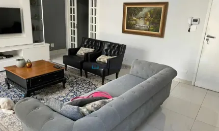 Casa Grande de esquina,  Jardim da Saúde, SP, 202m2 - 4 dormitórios, 2 vagas