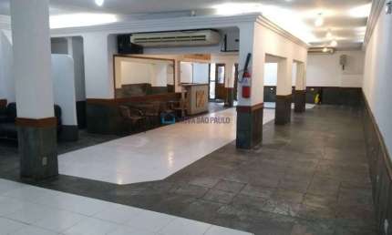 Ponto Comercial na Vila Olimpia, proximo Av Juscelino Kubistcheck - 560 metros