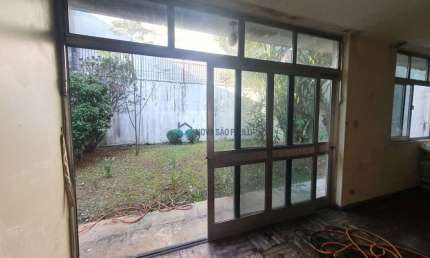 CASA ASSOBRADADA PLANALTO PAULISTA 323 METROS 03 VAGAS  COBERTAS