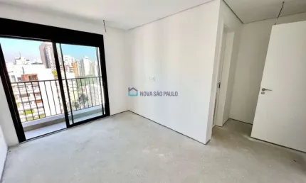 Apartamento de Luxo com 375m², 4 Suítes e 4 Vagas à Venda em Moema.
