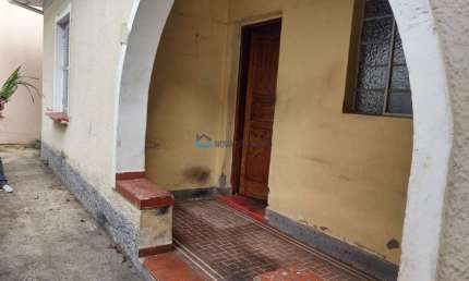Casa Térrea à venda na Saúde - 2 dormitórios e 1 vaga.